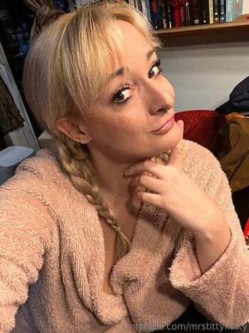 mrstittykatty