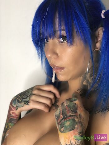 Ms Hayley B