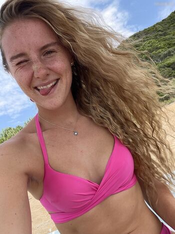 mspeachysophie