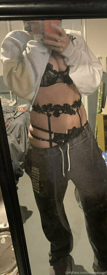 msstealyagirl