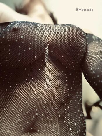 mstrssts_VIP