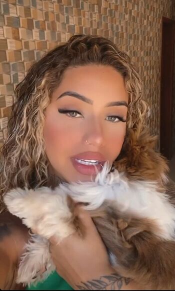 Muito Linda