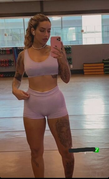 Muito Linda