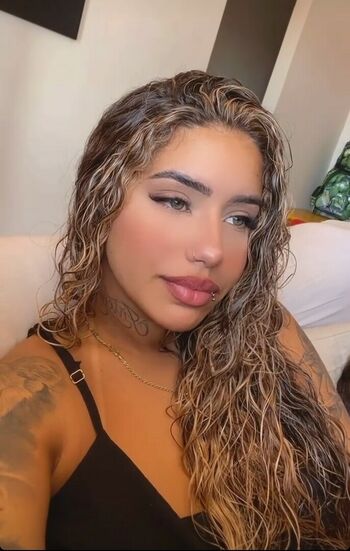 Muito Linda
