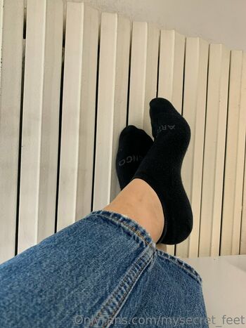 mysecret_feet
