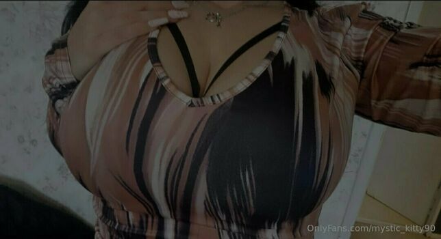 mystic_kitty90
