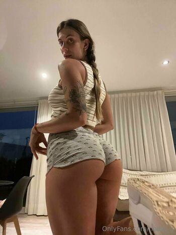 Nadia G
