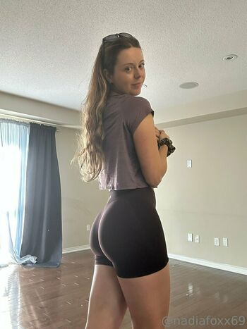 nadiafoxx69