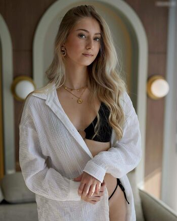 Nadine Zofia Hamleh