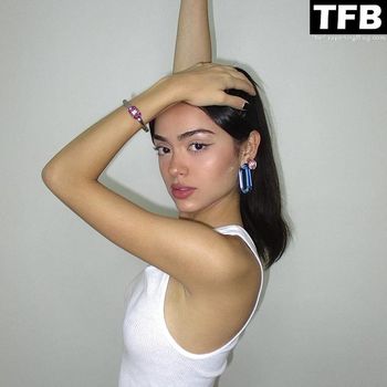 Nailea Devora