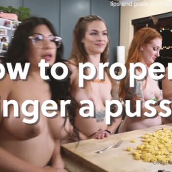 Naked Bakers