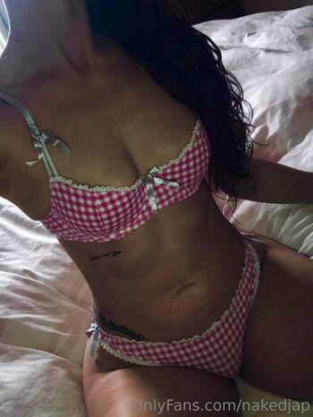 nakedjap