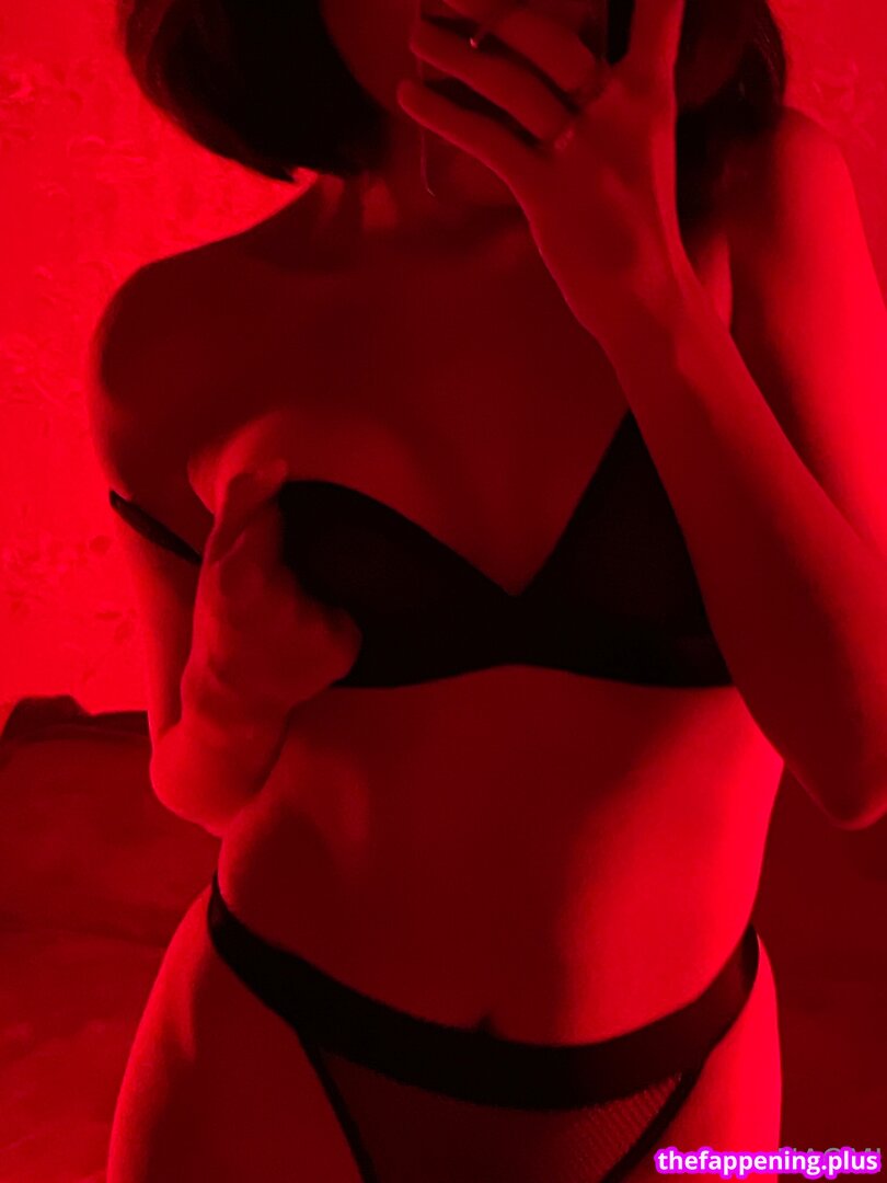 naomi_secrets