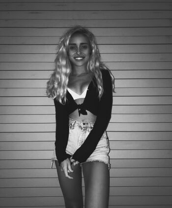 Naomi Woods