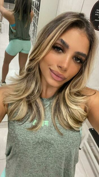naomii69