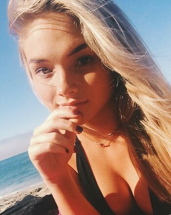 Natalie Alyn Lind