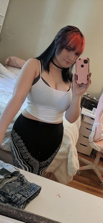Natalie Minx