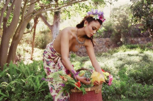 Nathalie Kelley
