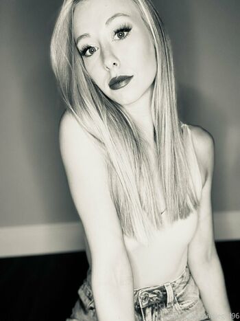 Nattiegirl96