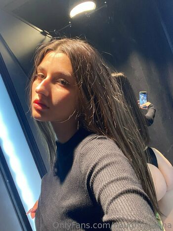 naughty_doll
