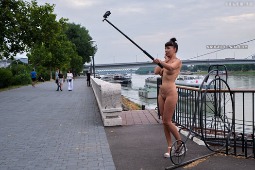 Naughty Lada