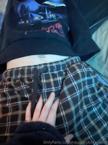 naughtykittyviolet