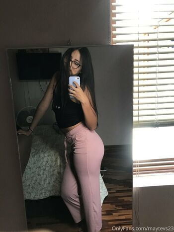 naughtylatinagirl