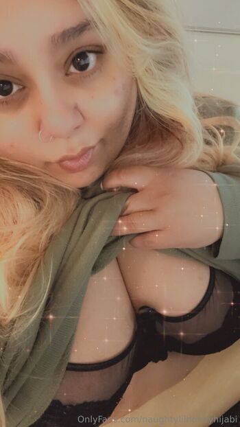 naughtylilhoneyhijabi