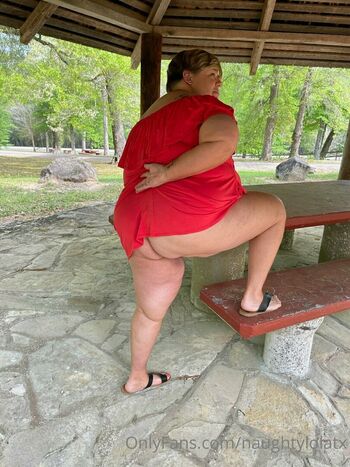 naughtylolatx