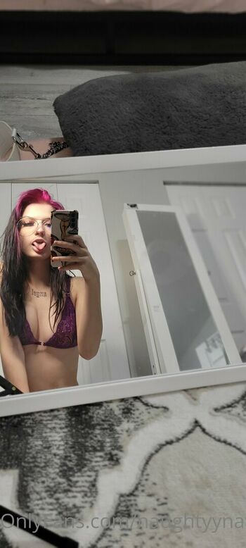 naughtyynavii