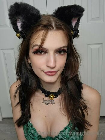 naughtyynavii