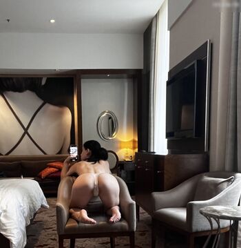 Naya Dickson