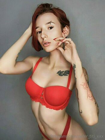nefer_titi_xxx