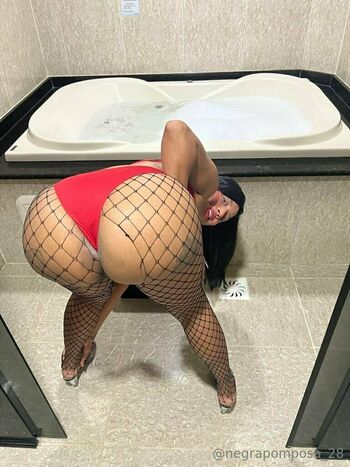 negrapomposa_28