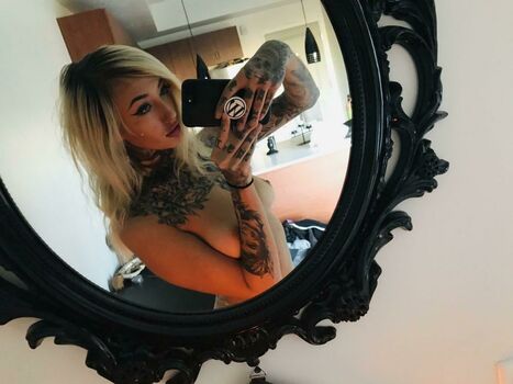 neirahleighbabyyxo