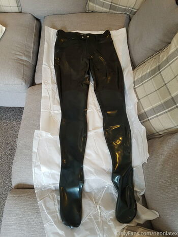 neonlatex