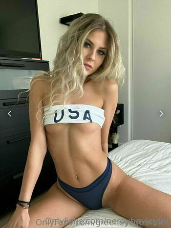 nerdyhayley69
