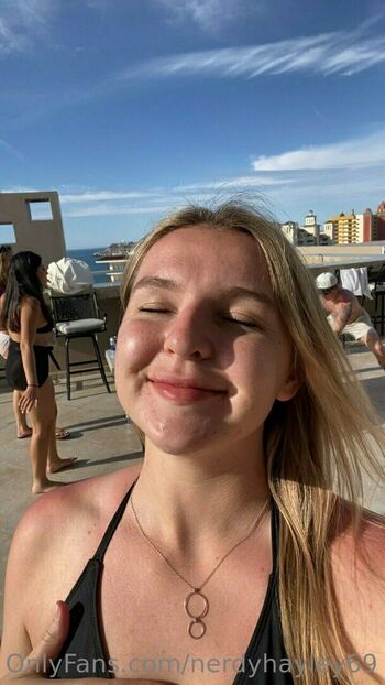 nerdyhayley69