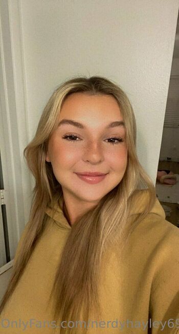nerdyhayley69