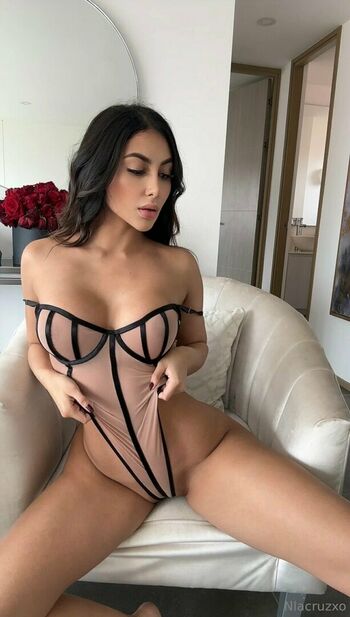 niacruzxo