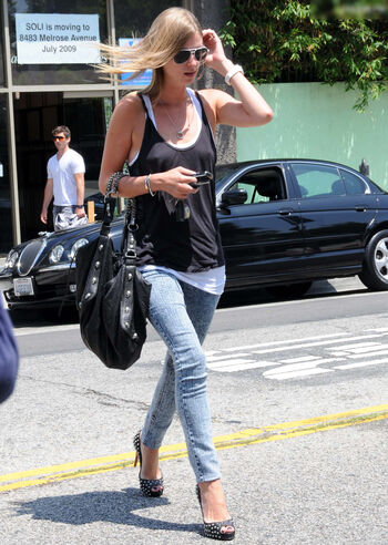 Nicky Hilton