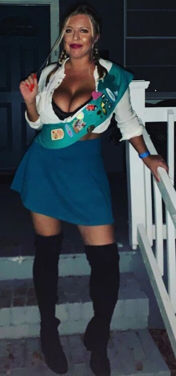 Nicole C