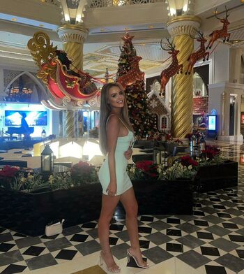 Nicole Farrell Glasgow