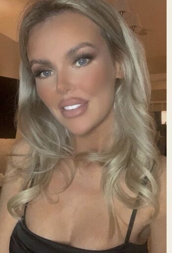 Nicole Farrell Glasgow