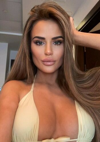 Nicole Farrell