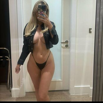 Nicole Farrell