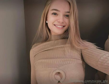 nicole_gfe