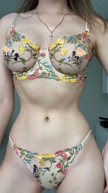 Nicole Ross