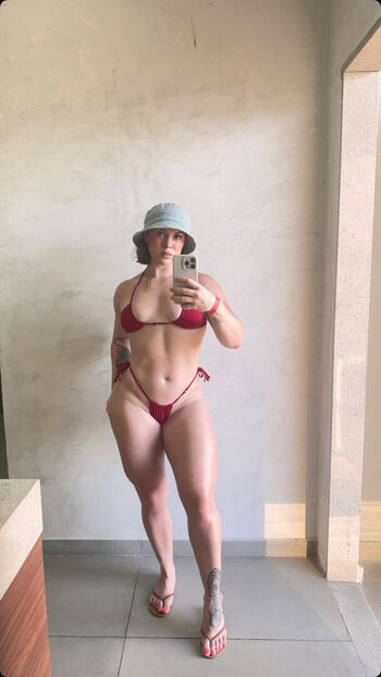 nicolecarluccii