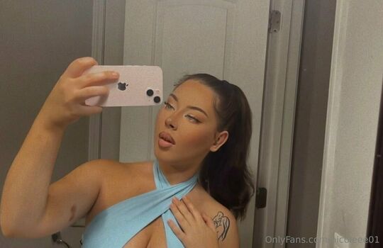 nicoleee01